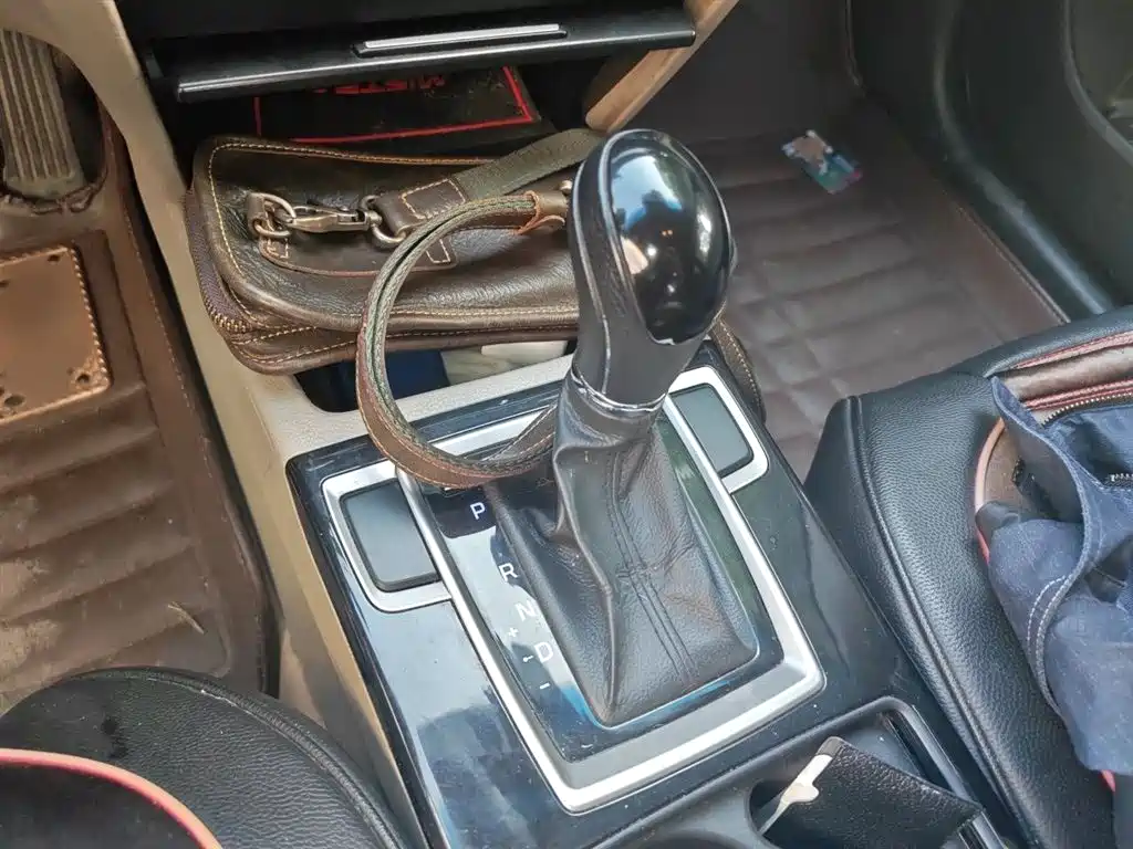 Hyundai Mistra 2014 1.8L Auto Comfort GL фото 7