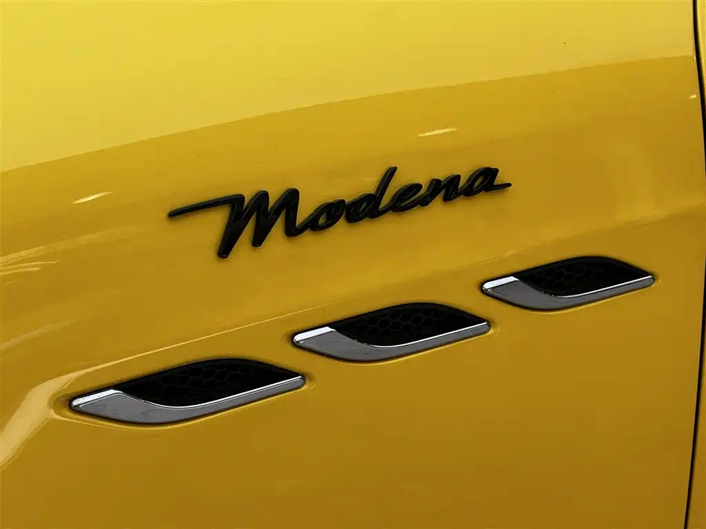 Maserati Ghibli 2024 2022 3.0T Modena