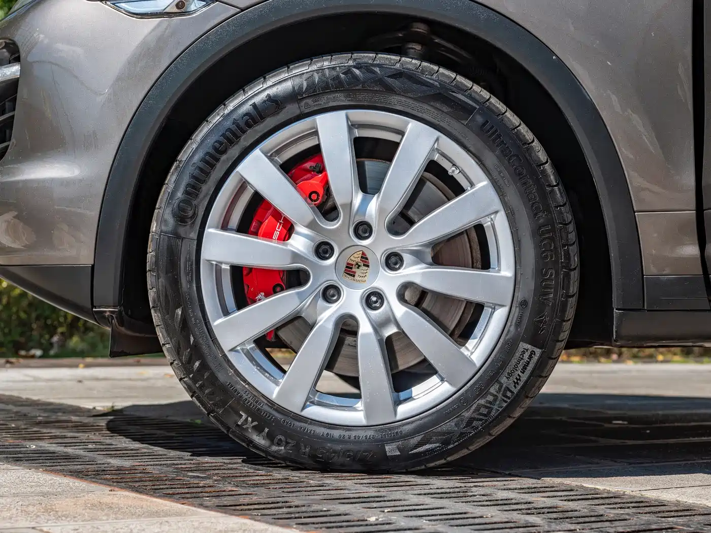 Porsche Cayenne 2011 Cayenne Turbo 4.8T фото 9