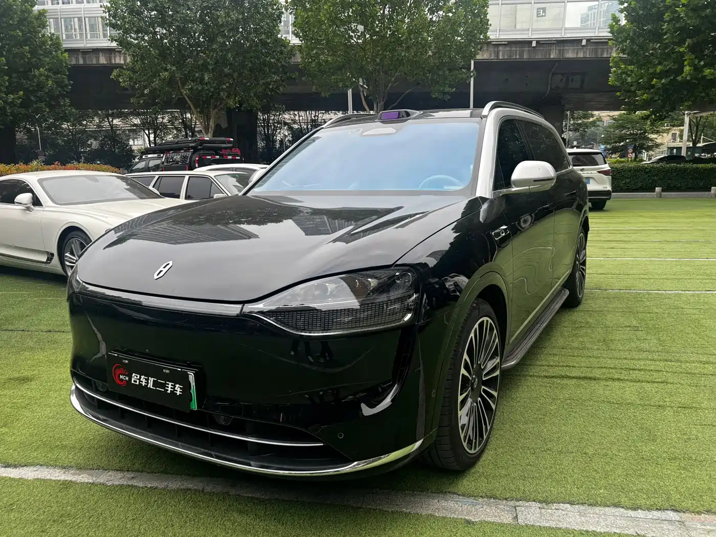 AITO Wenjie AITO M9 2024 Range Extender Max Edition 42kWh 6-seater