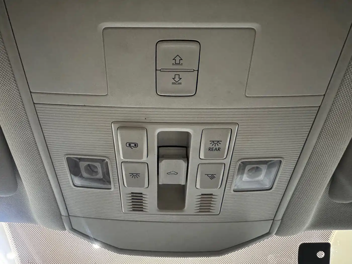 VOLKSWAGEN T ROC EXPLORING SONGS