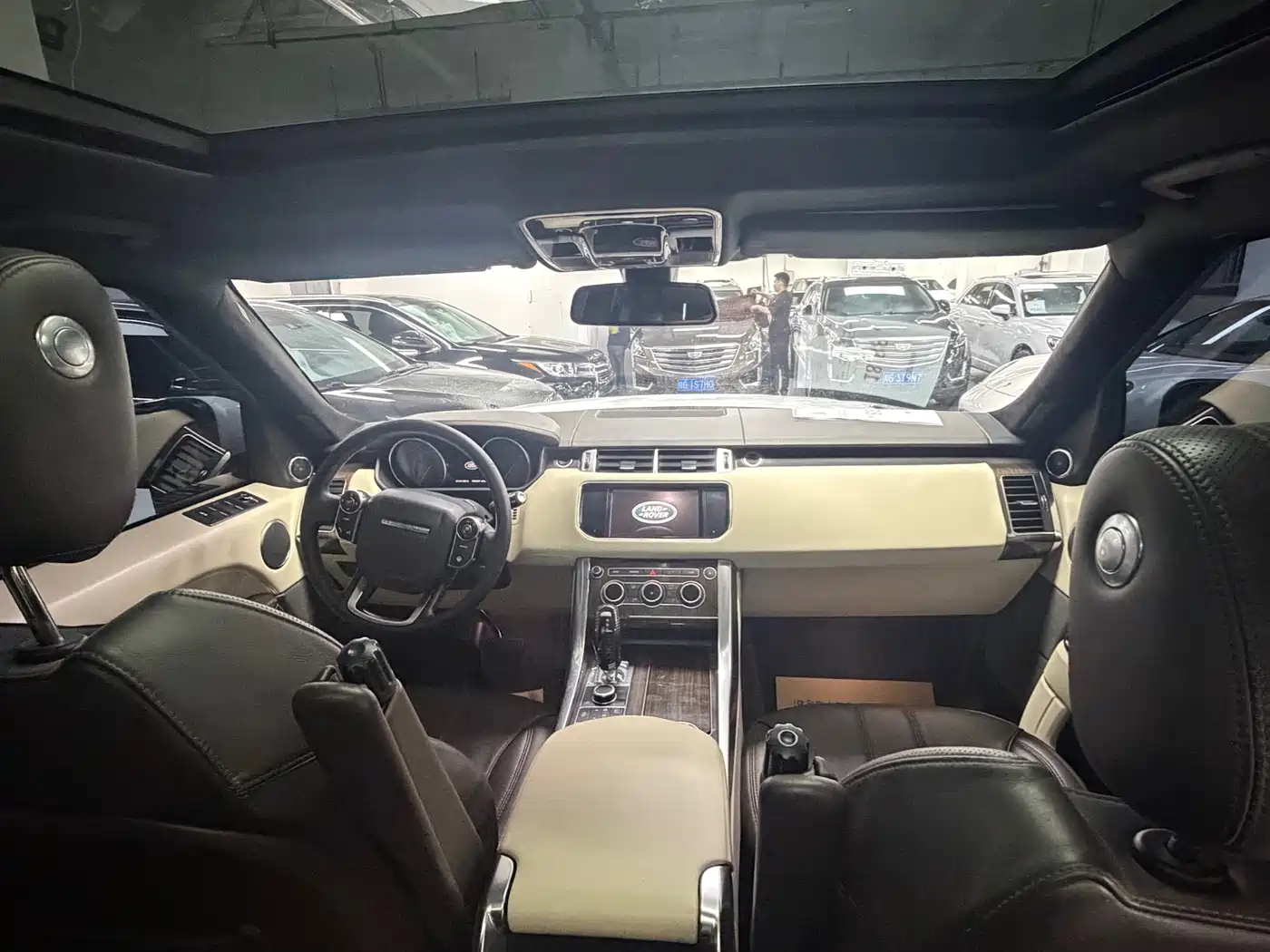 Land Rover Range Rover Sport 2014 3.0 SC V6 HSE фото 12