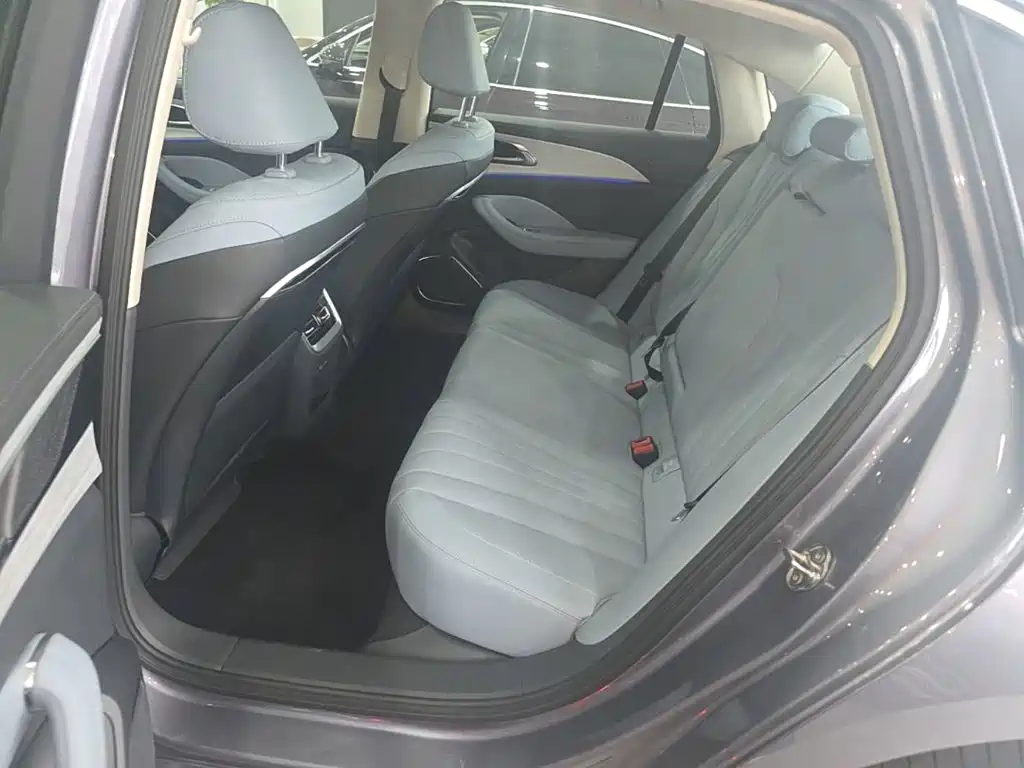 Hongqi H5 PHEV 2025 2025 170 Super Hybrid Edition