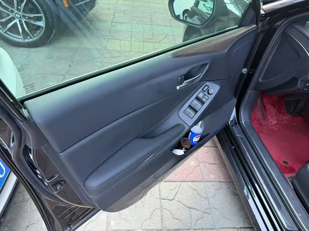 Toyota Avalon 2026 2024 Model 2.0L Progressive Edition
