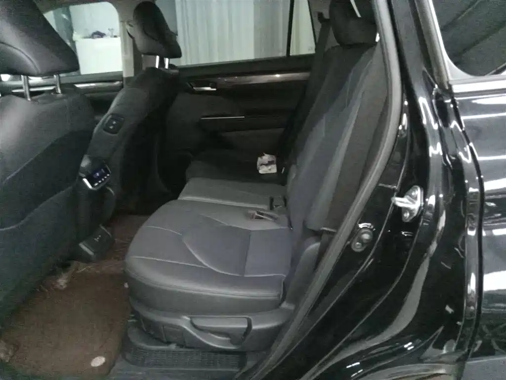 Toyota Highlander 2024 2.5L Smart Hybrid 4WD Premium 7-seater фото 13