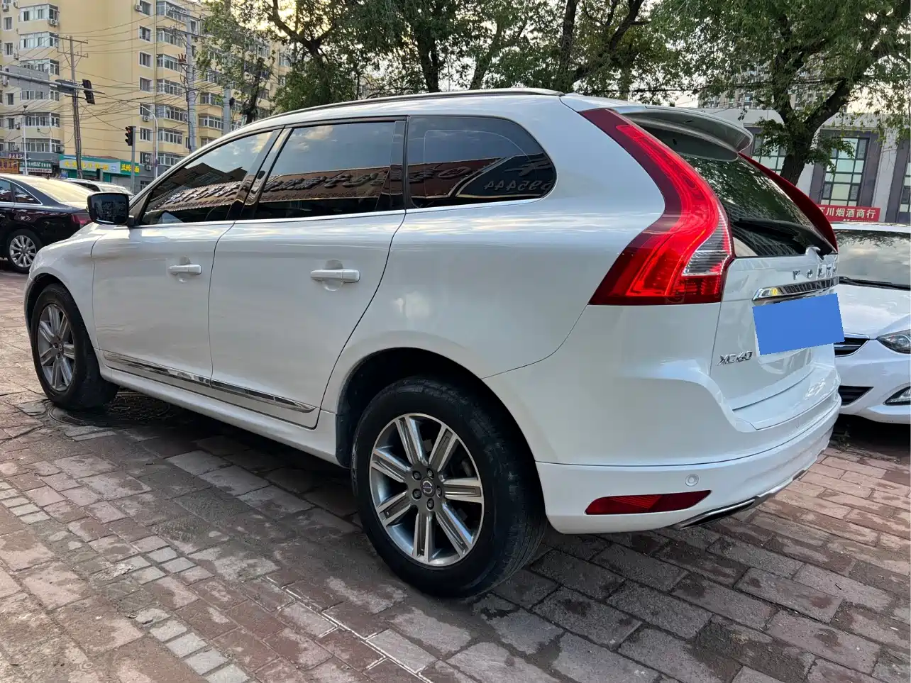 Фото 5 - Volvo XC60