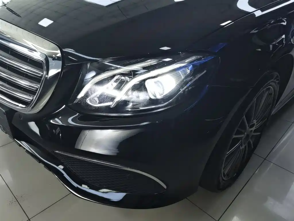 Mercedes-Benz E-Class 2020 E 260 L Sport 4MATIC фото 24