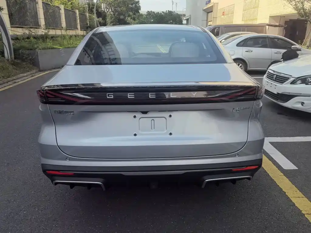 Geely Galaxy Galaxy L6 2026 2025 EM-i 140km Explorer+ Edition