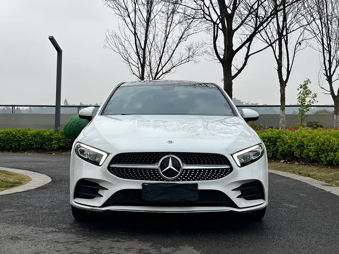Mercedes-Benz A-Class 2021 A 200 L Sport Sedan Fashion Edition фото 2