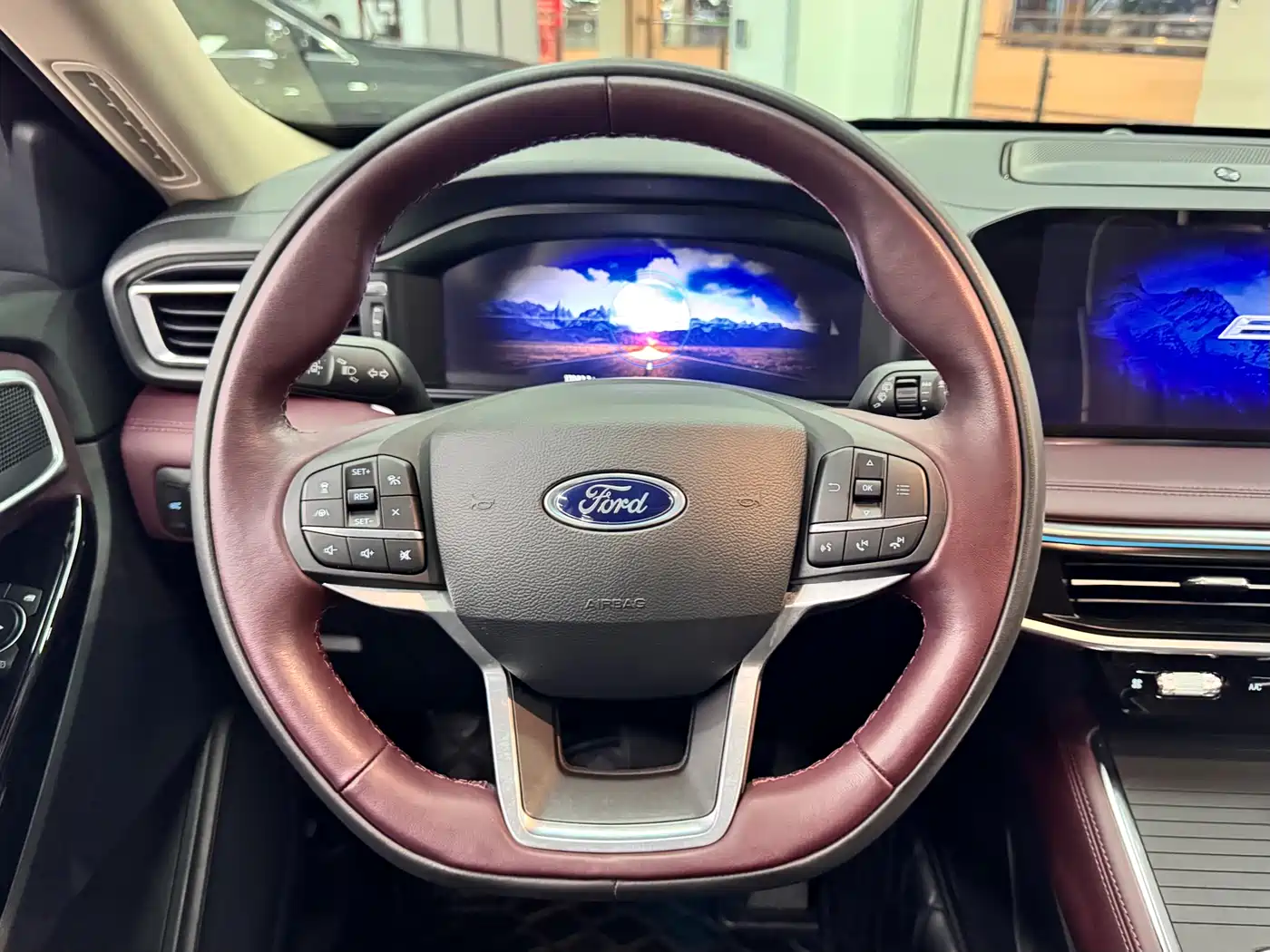 FORD EXPLORER