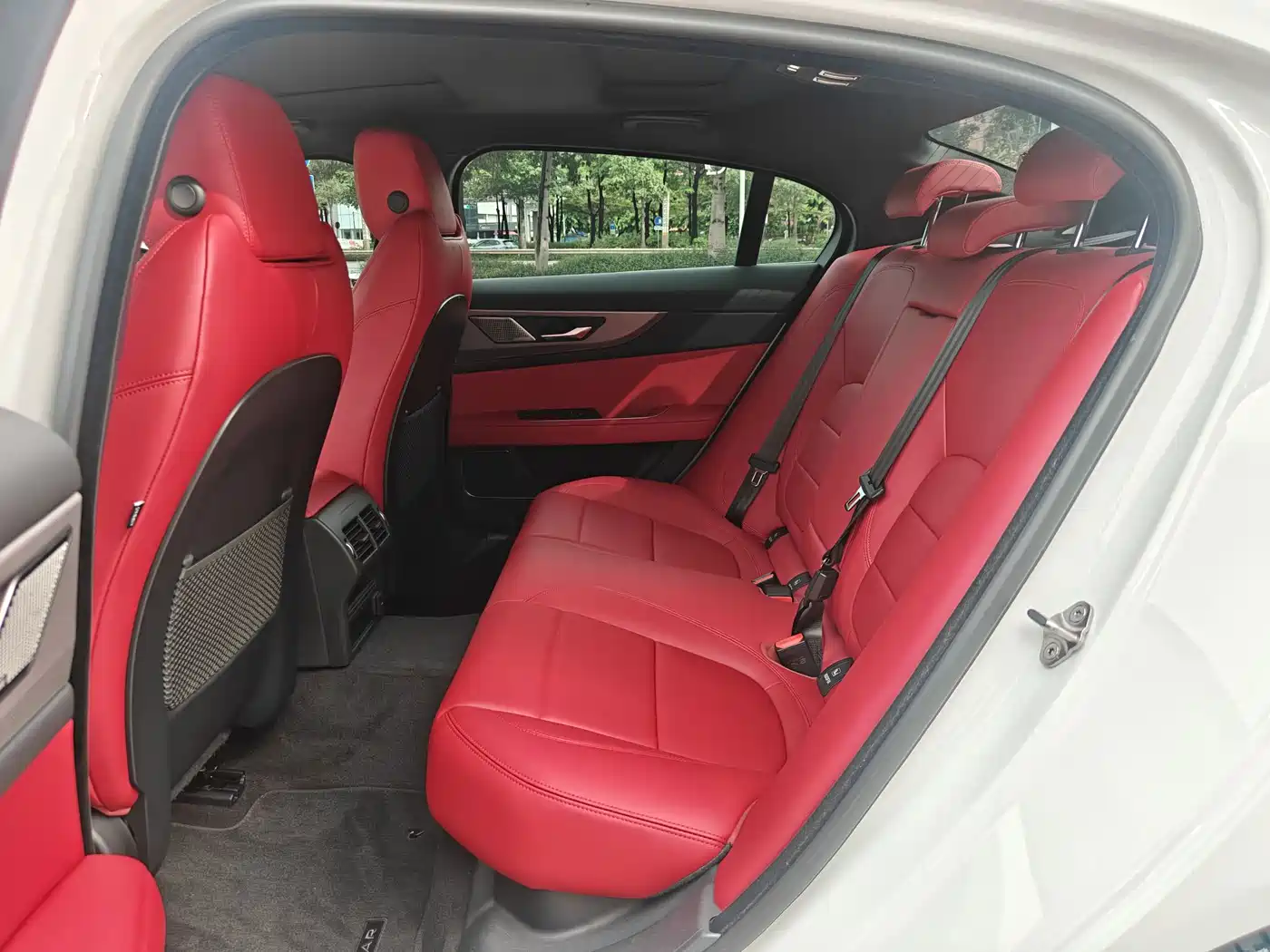 Jaguar XEL 2025 2024 Model 2.0T 250PS R-DYNAMIC S Progressive Sport Edition