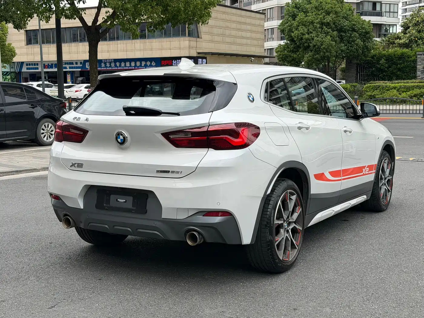 BMW X2 2022 sDrive25i Edge Edition фото 7