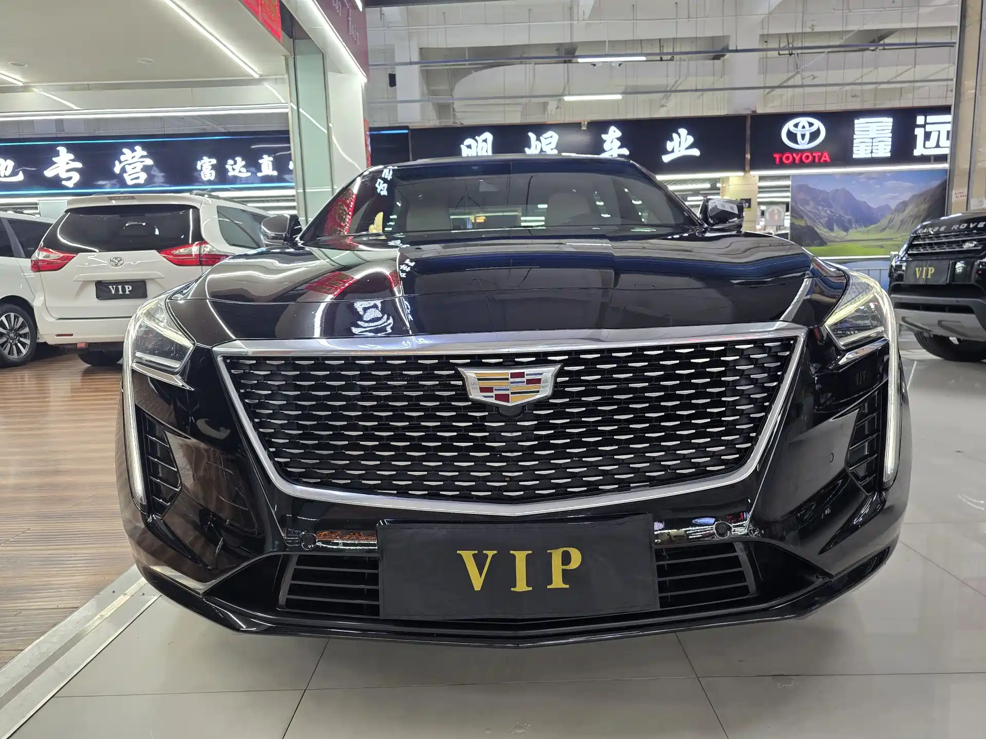 Фото 2 - Cadillac CT6
