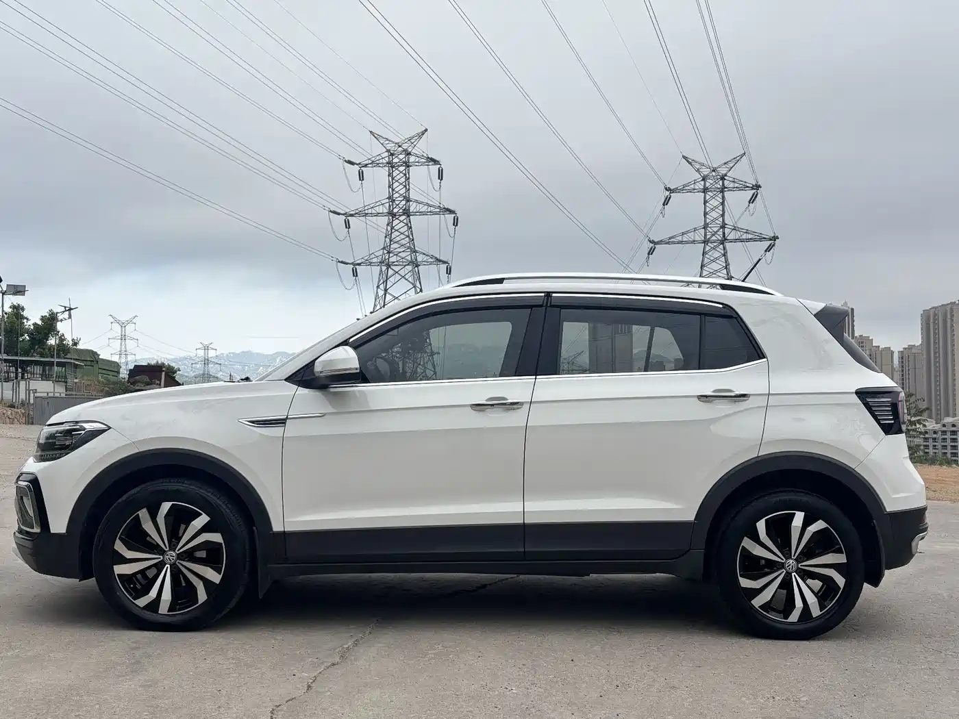 Volkswagen T-Cross 2020 280TSI DSG Luxury Edition фото 5