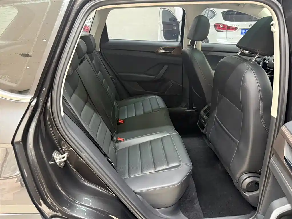 Volkswagen Tharu 2021 280TSI 2WD Luxury Plus фото 22
