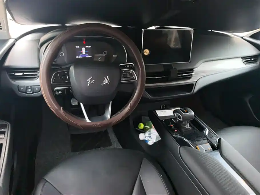 Hongqi E-QM5 2023 620km PLUS фото 12