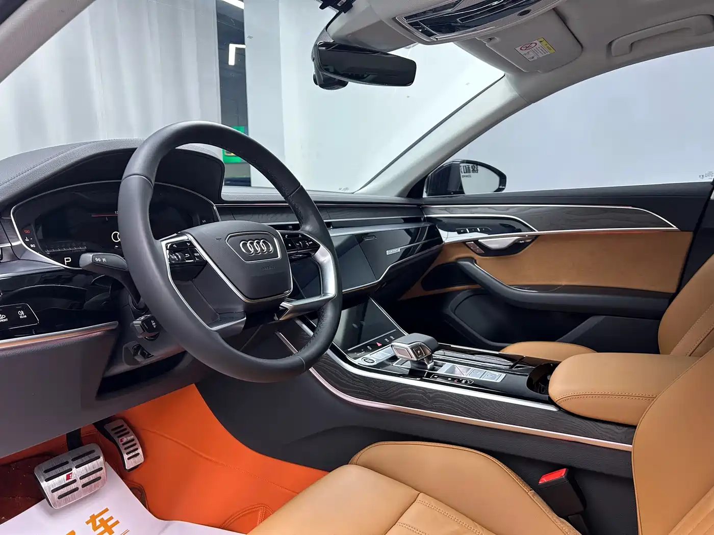 Audi A8 2023 A8L 45 TFSI quattro Luxury фото 4