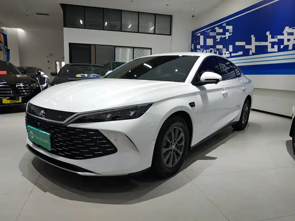 BYD Qin L 2025 DM-i Smart Drive Edition 80KM Leading