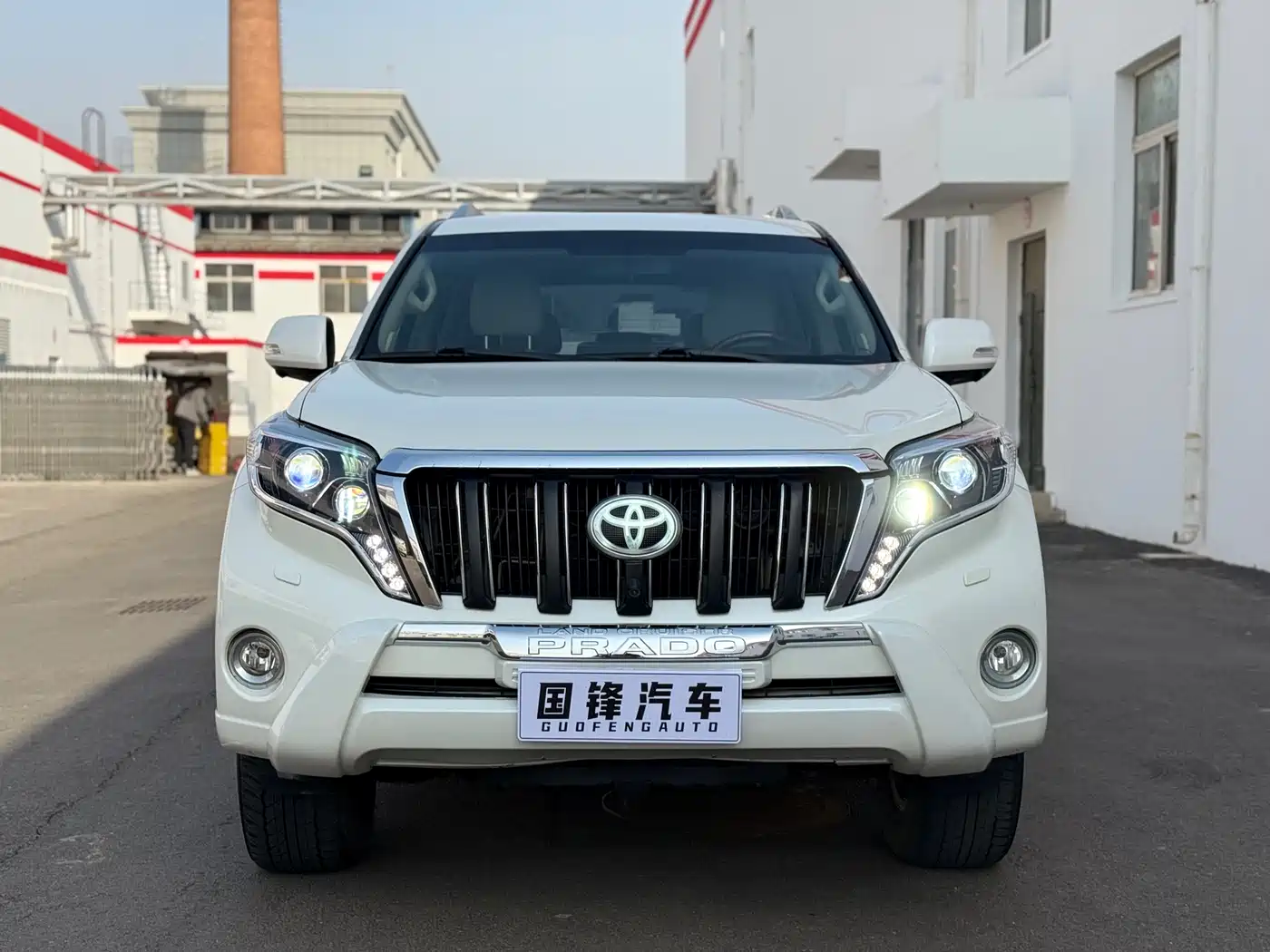 Toyota Prado (Import) 2010 2.7L Automatic Standard фото 2