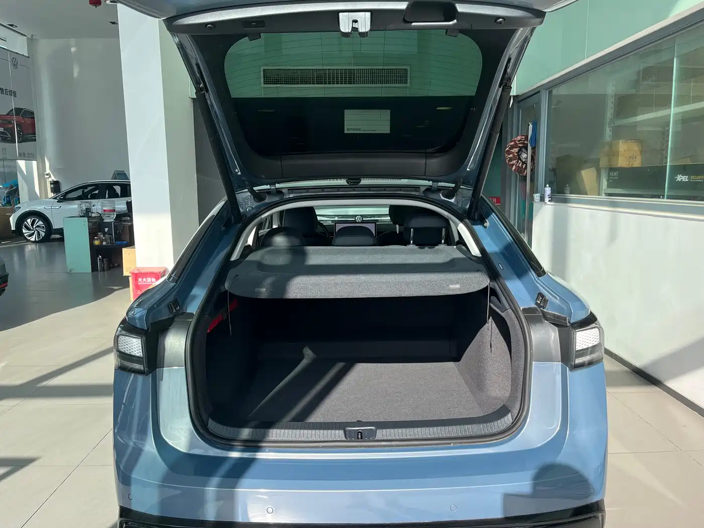 VOLKSWAGEN ID.7 VIZZION