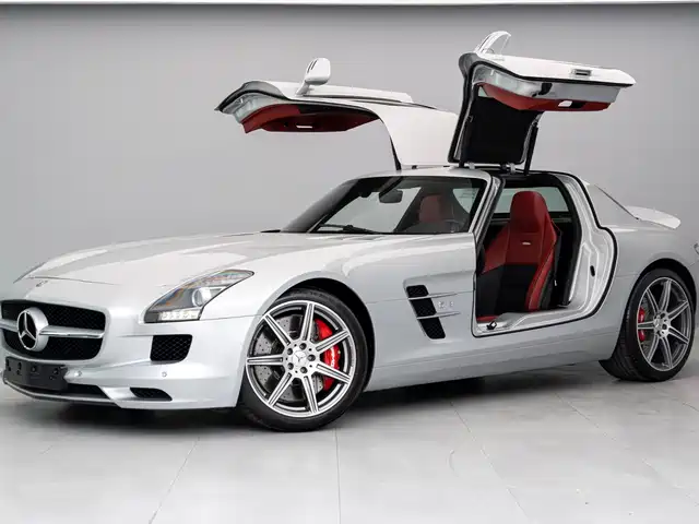 MERCEDES-BENZ SLS CLASS AMG