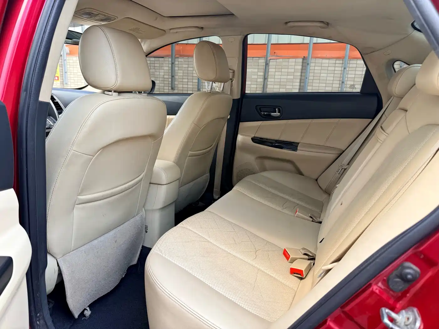Фото 6 - Changan Eado