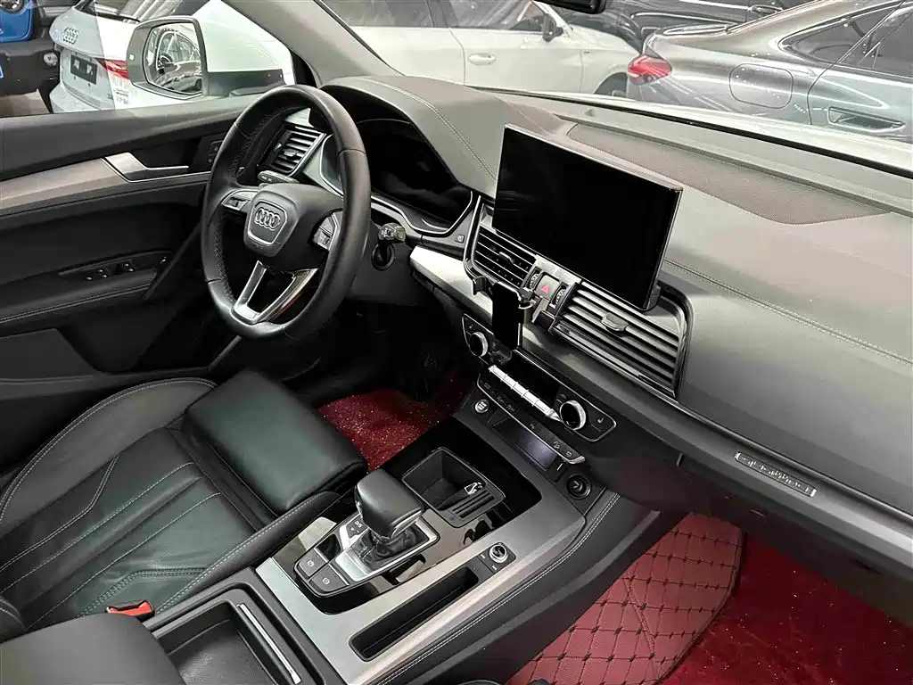 Audi Q5L 2022 40T Luxury Dynamic фото 16