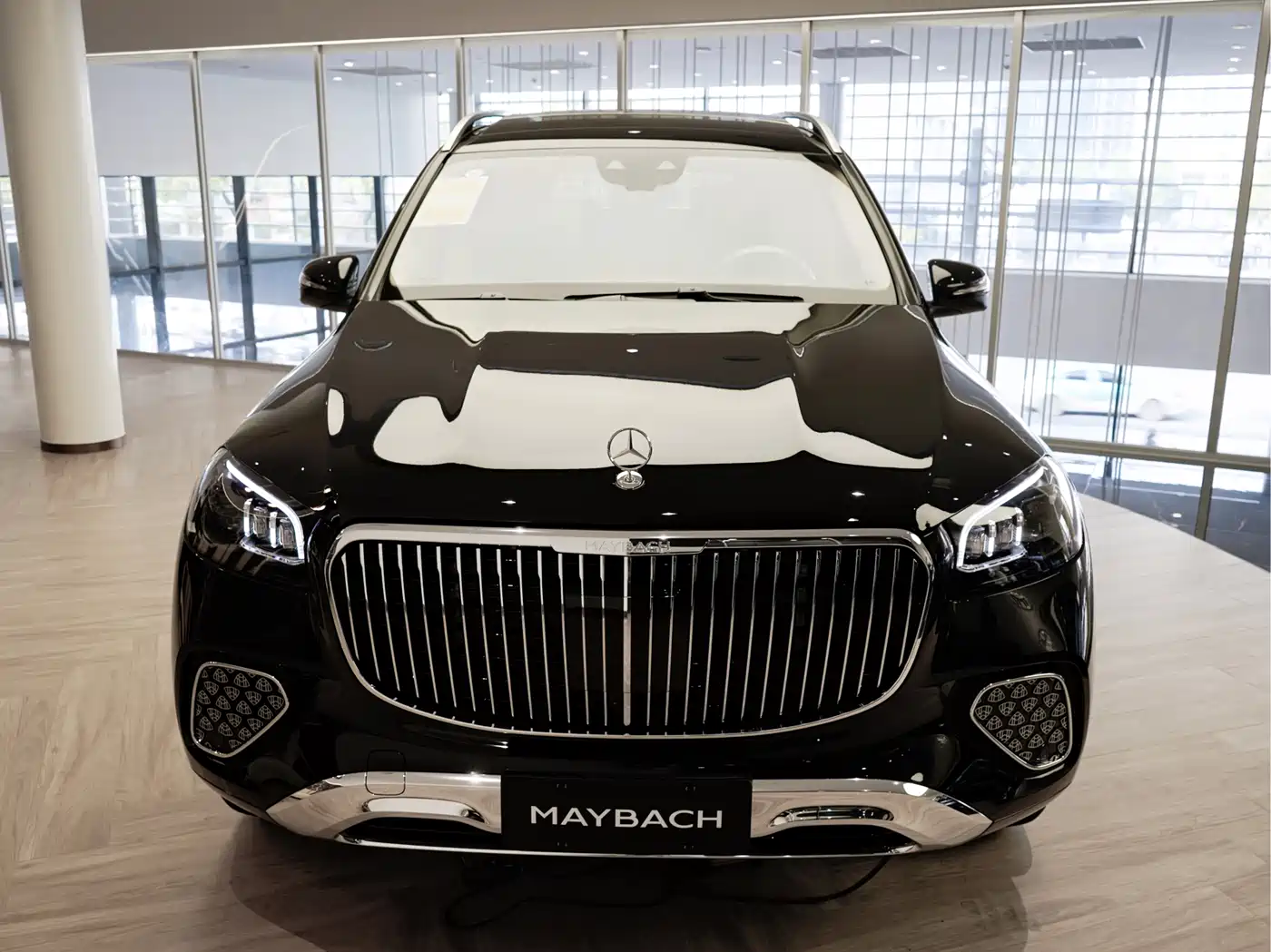Mercedes-Benz Maybach GLS 2026 GLS 480 4MATIC Liyi Edition фото 2