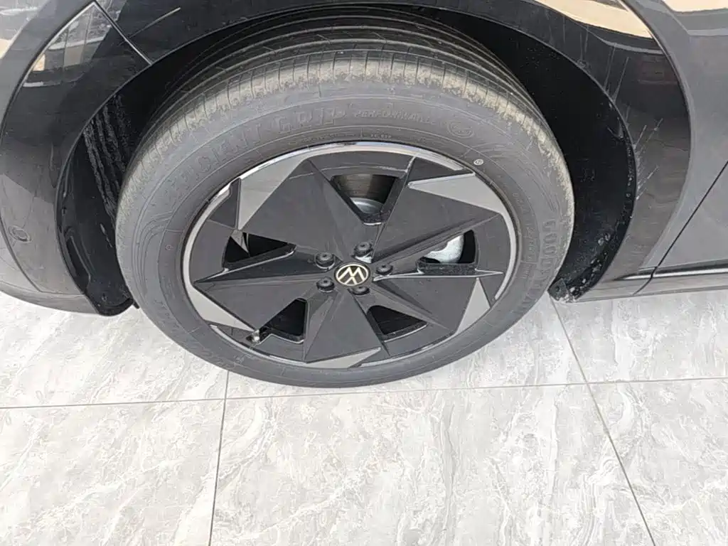 Volkswagen Unique 06 2026 2025 Pure