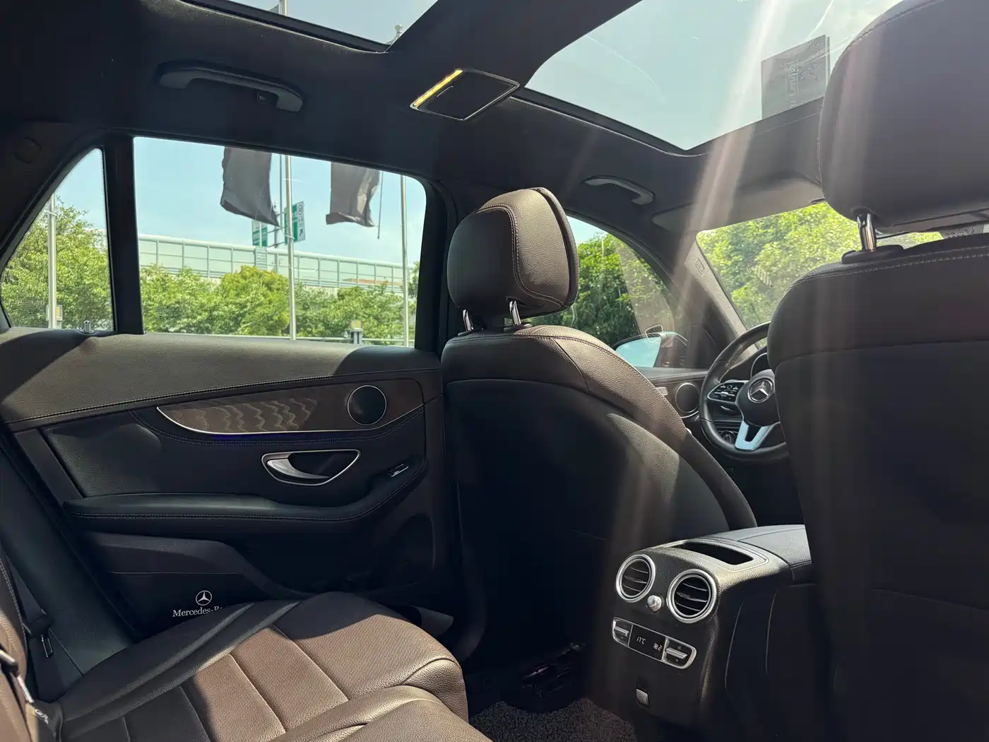 Mercedes-Benz GLC 2020 Facelift GLC 300 L 4MATIC Dynamic фото 13