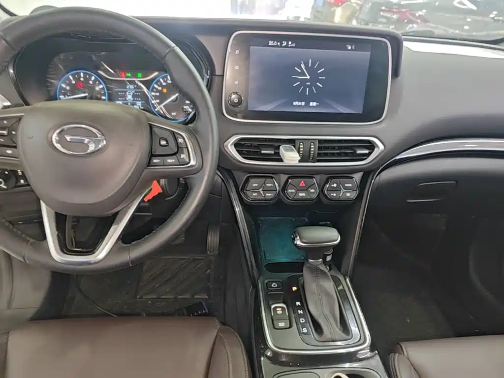 صورة 13 - GAC Trumpchi GS4