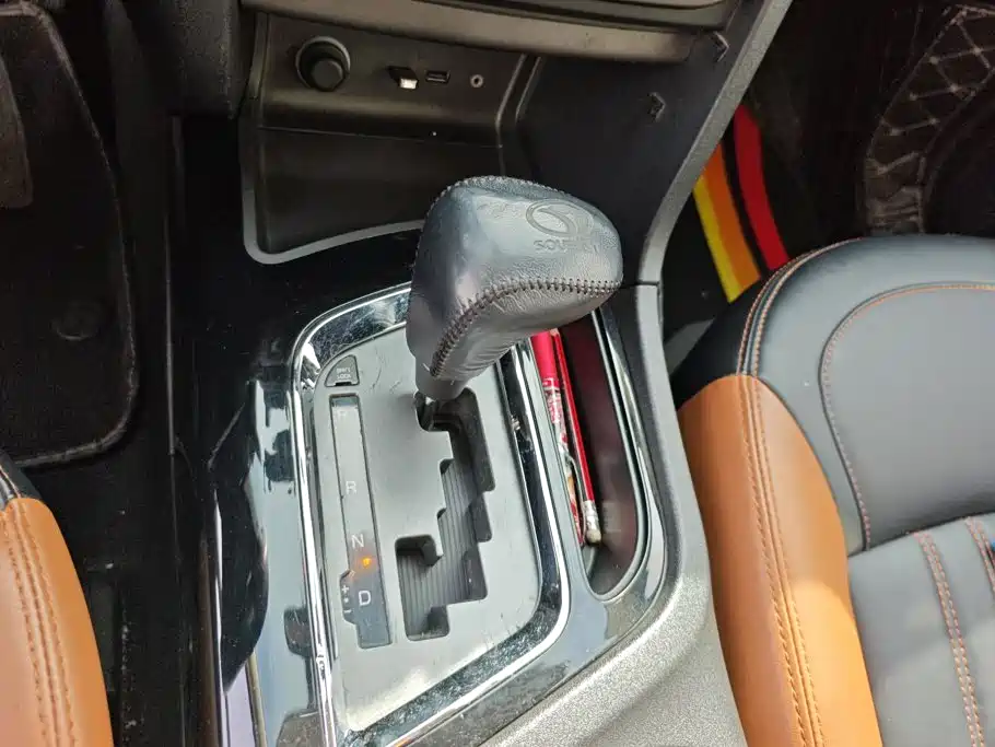 Soueast DX7 2015 2015 1.5T Automatic Luxury