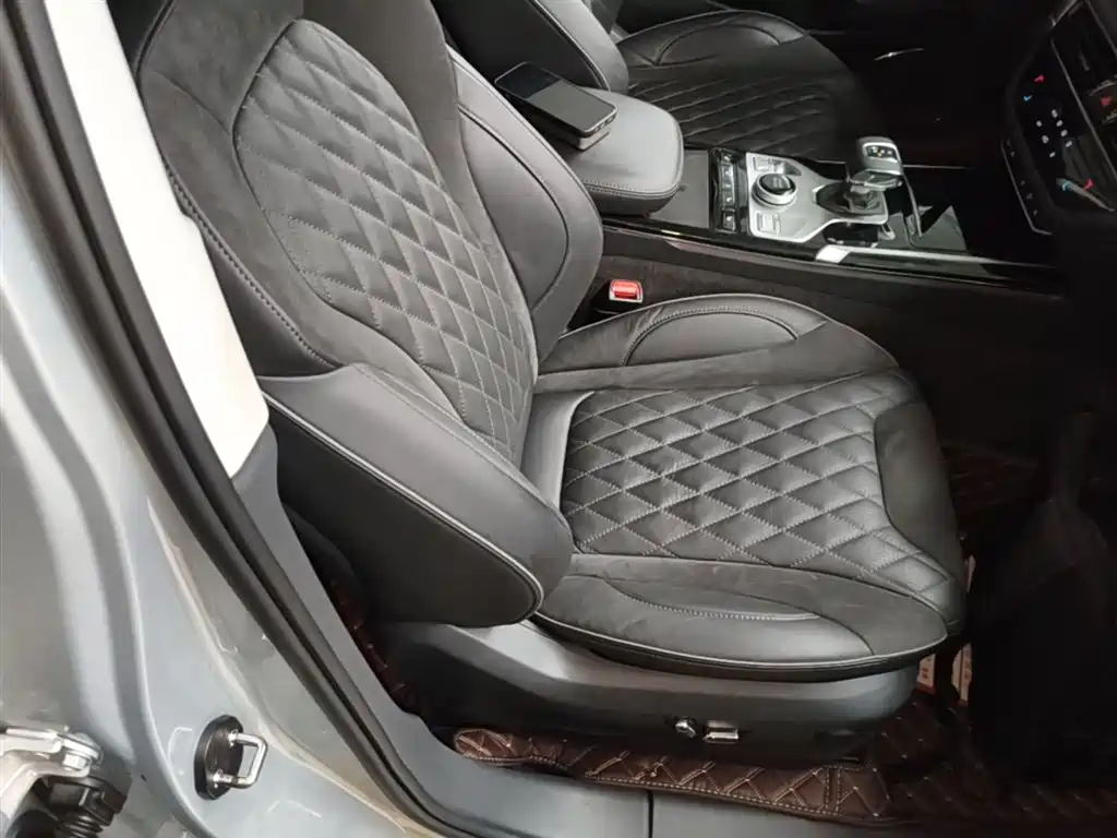 Hongqi HS5 2019 2.0T Smart Connect Enjoy Edition фото 25