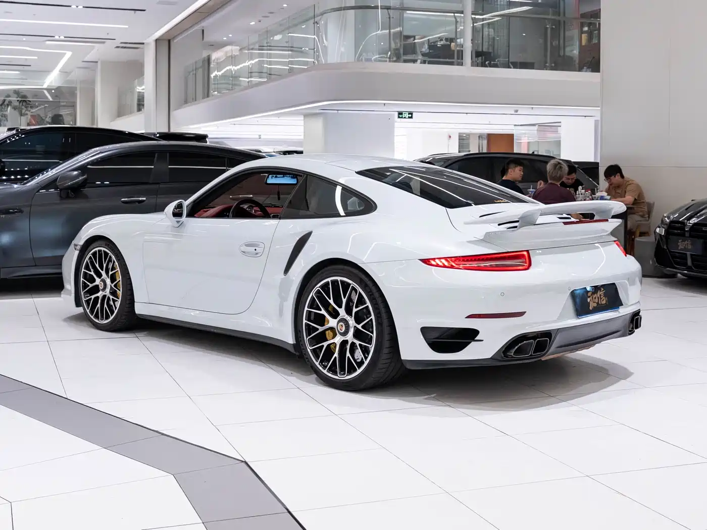 Porsche 911 2014 Turbo S 3.8T фото 8