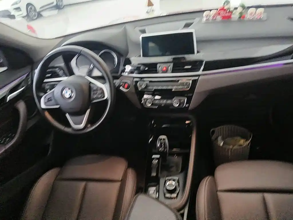 Photo 12 - BMW X2