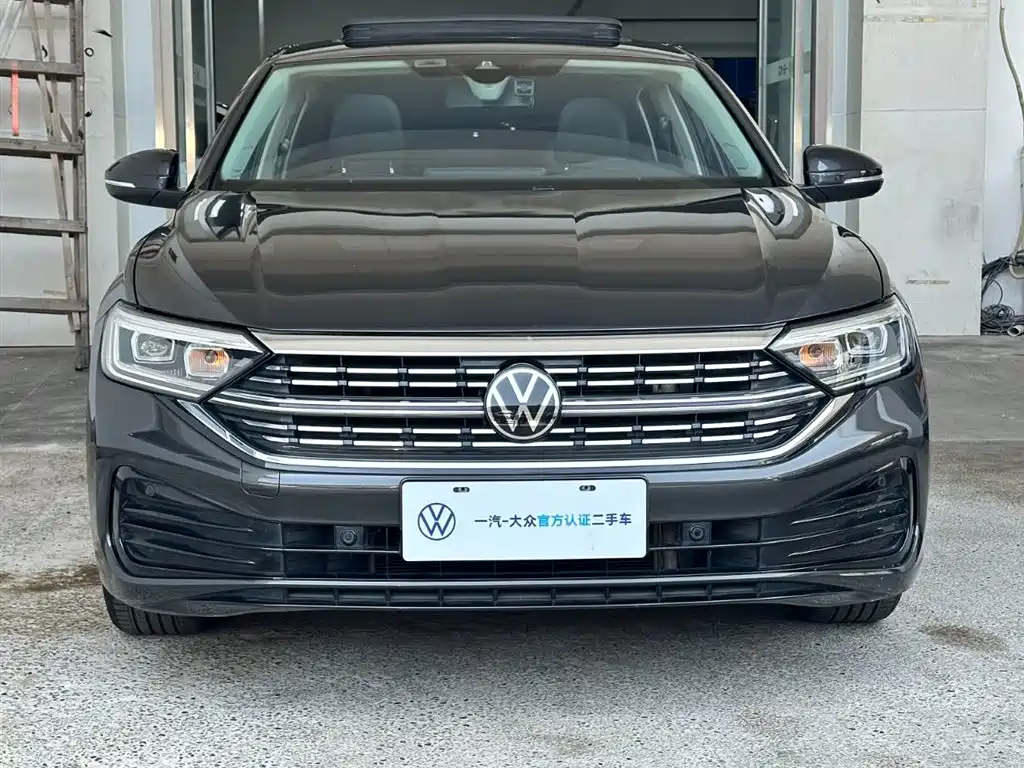 Volkswagen Sagitar 2023 300TSI DSG Surpassing Edition фото 18