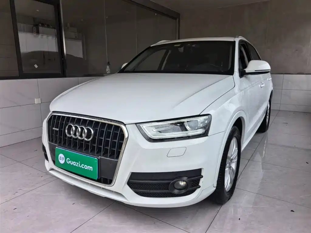 Audi Q3 2015 35 TFSI quattro Technology фото 2