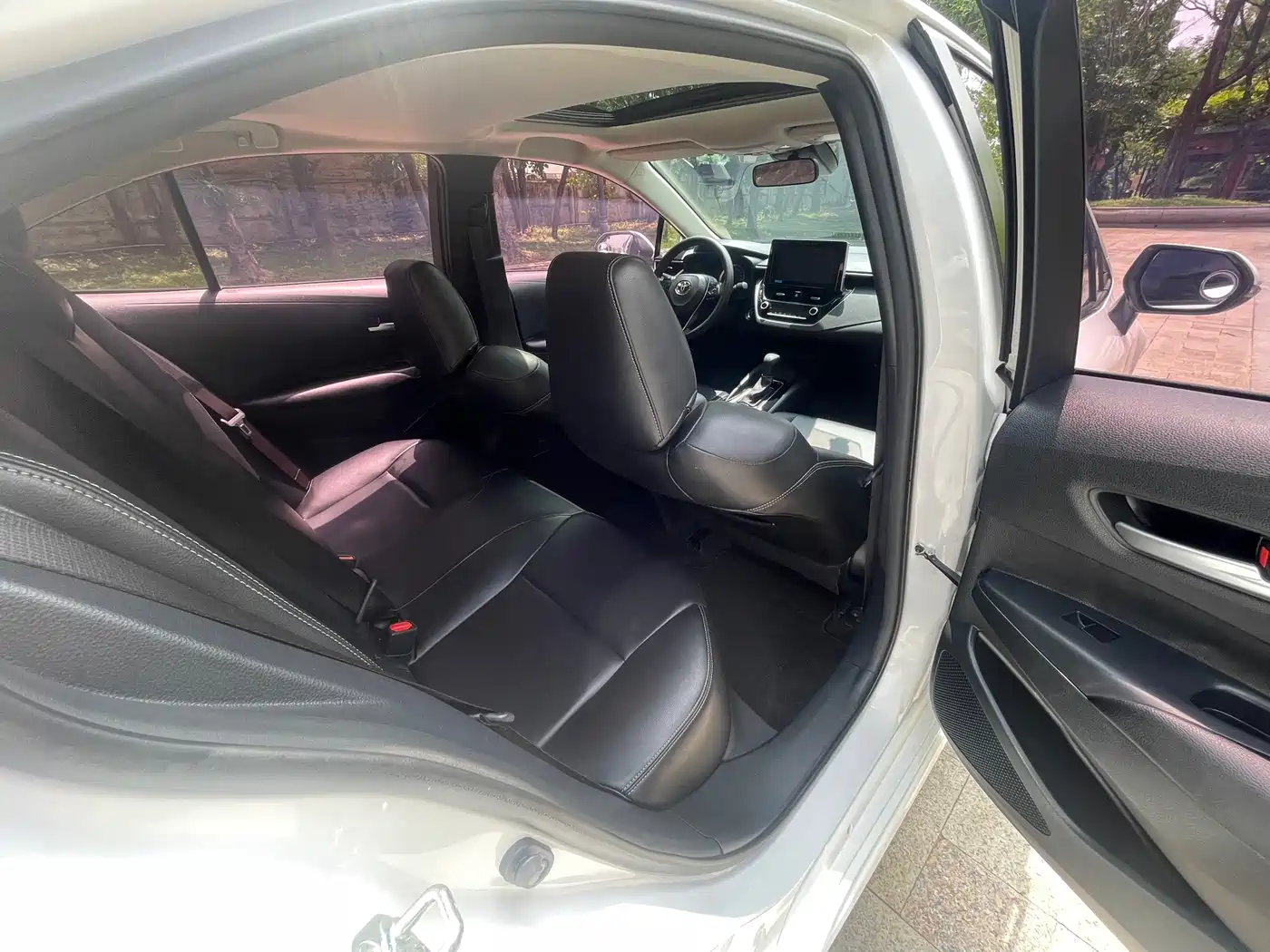 Toyota Corolla 2021 1.2T S-CVT Elite PLUS Edition фото 21