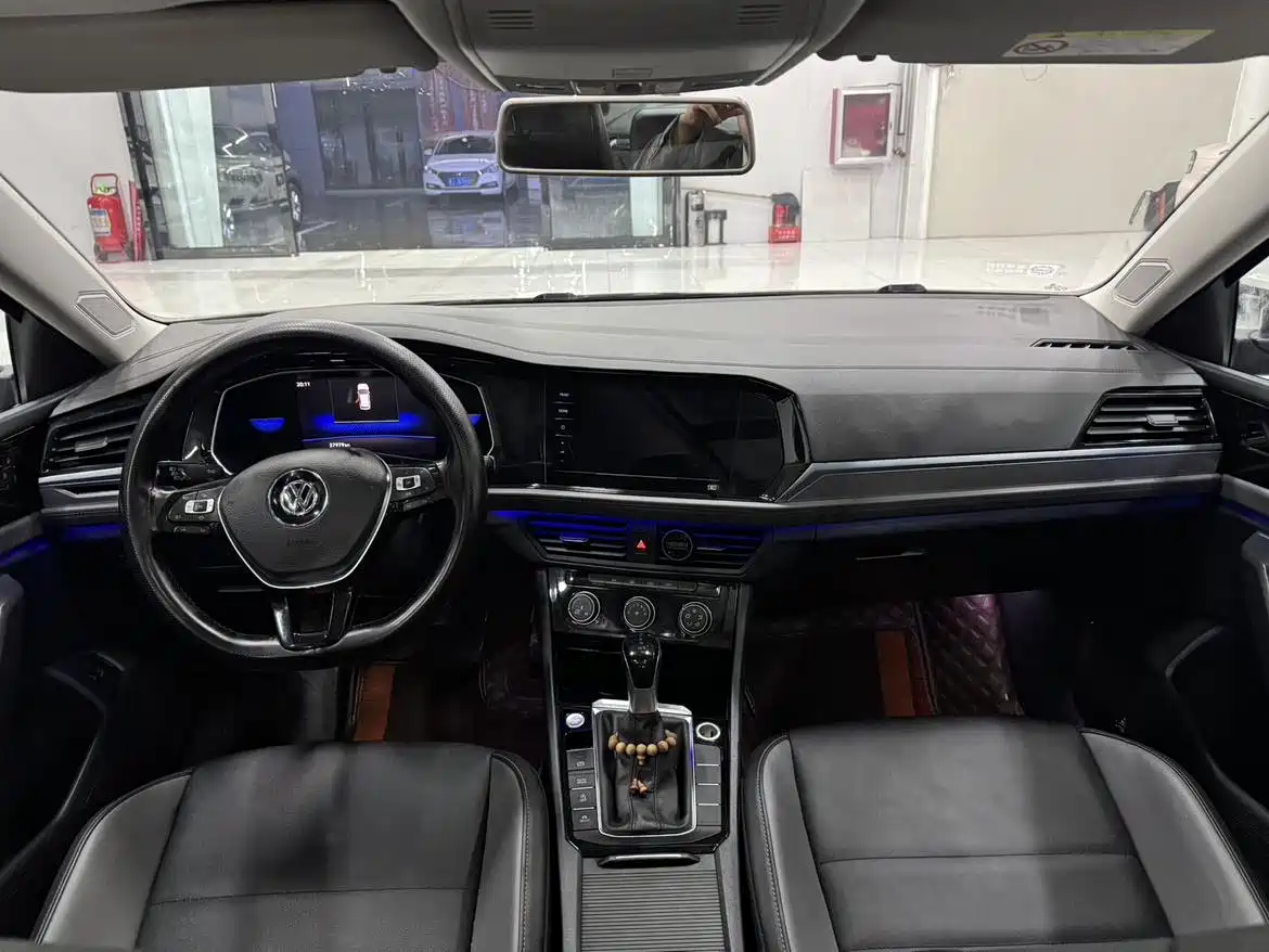 Volkswagen Sagitar 2021 200TSI DSG Surpassing Edition фото 8