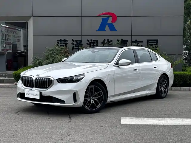BMW i5 eDrive 35L, Престиж, Люкс-пакет