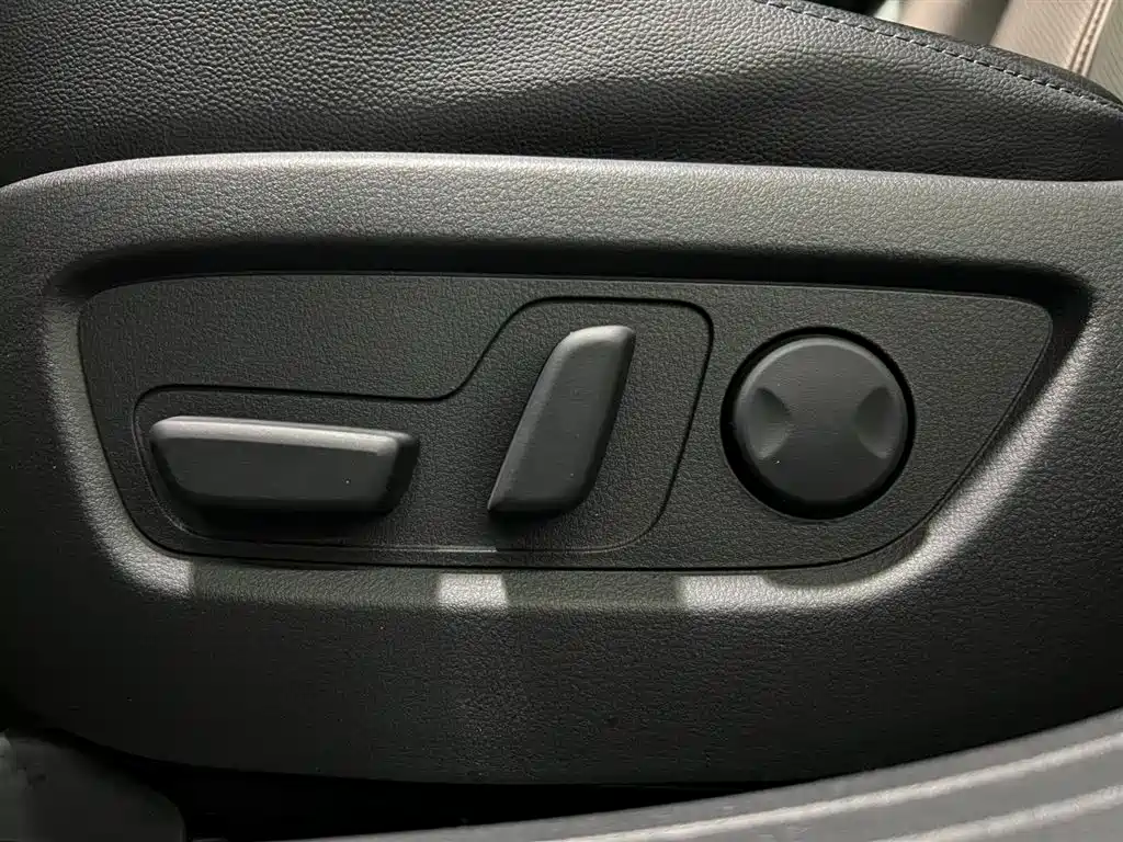 MAZDA CX-50 LINE ALSO