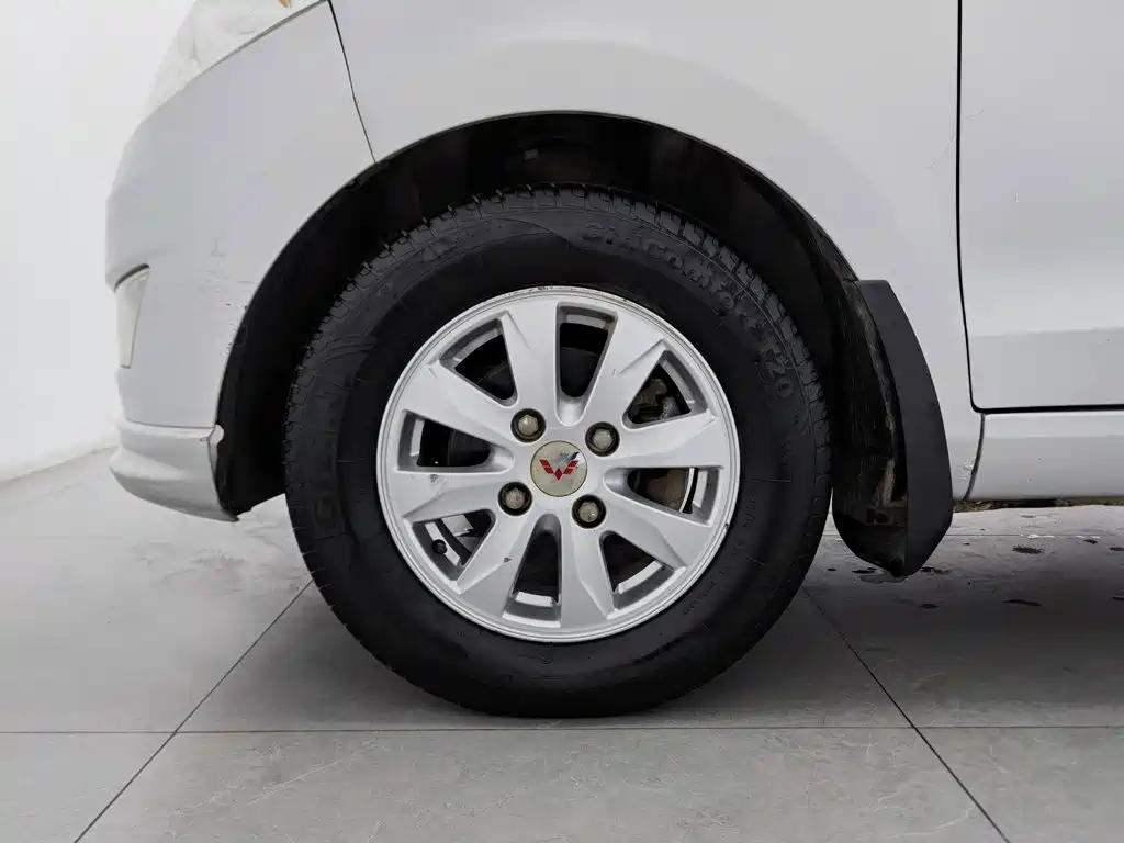 Wuling Motors Wuling Hongguang 2014 2014 1.5L S Standard