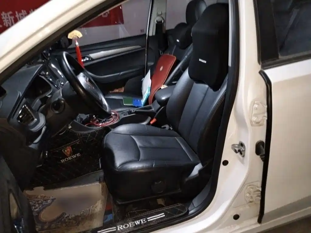Roewe 360 2017 2017 1.5L Auto Luxury Edition