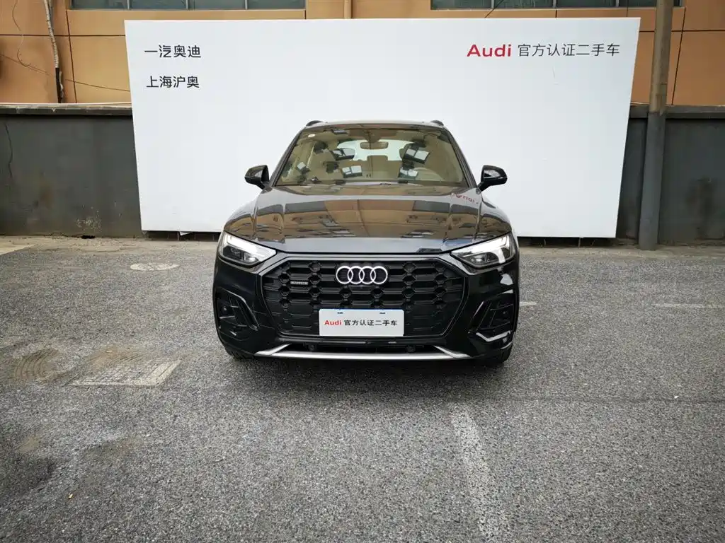 Audi Q5L 2025 45 TFSI Luxury Dynamic фото 6