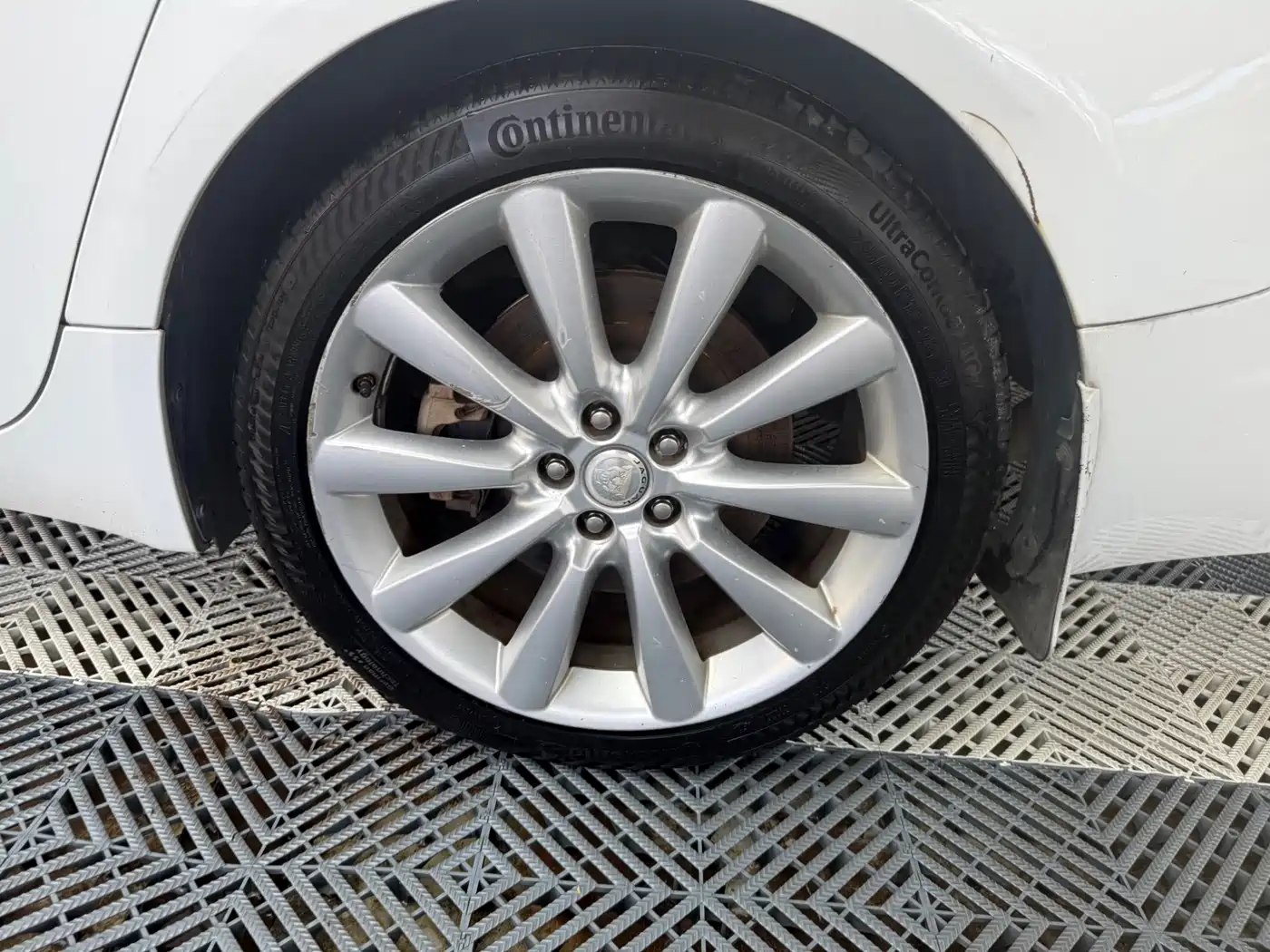 Jaguar XF 2016 2015 XF 2.0T Style Edition