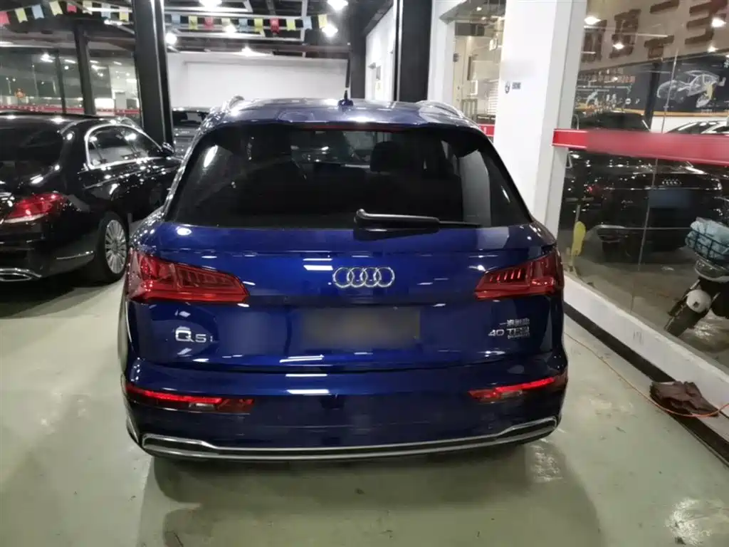 Audi Q5L 2018 40 TFSI Prestige Fashion (China V) фото 4