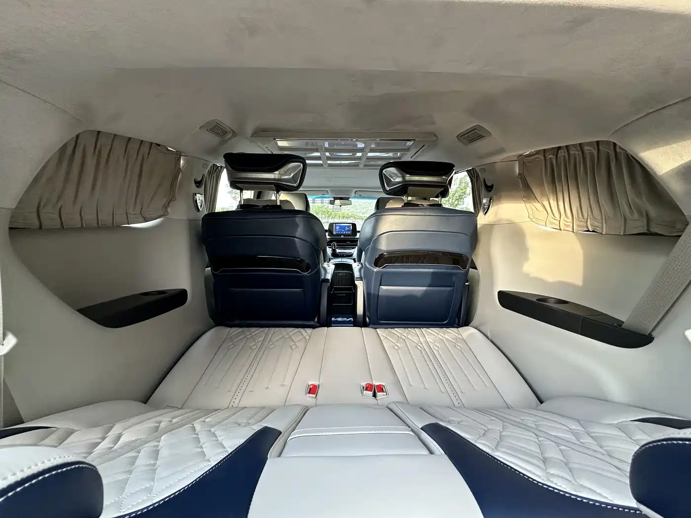Buick GL8 2022 Land Business Class 652T Comfort фото 16