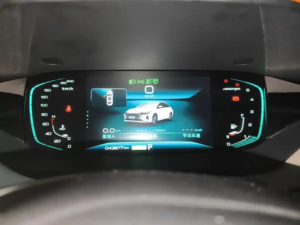 Dongfeng Aeolus Yixuan MAX 2022 2021 1.5T Super Cool Dad Edition