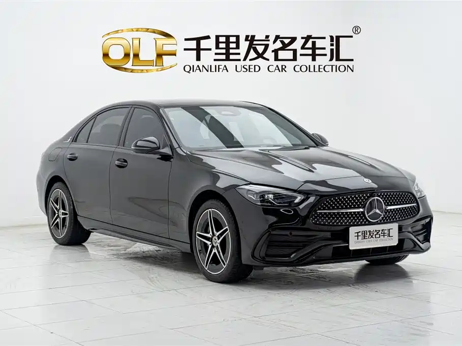 Mercedes-Benz C-Class 2024 Facelift III C 260 L Night Sport Edition фото 3