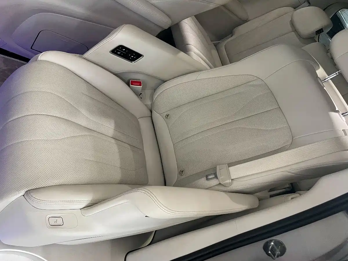 Buick GL8 New Energy 2024 Landglory Luxury Edition 7-Seater фото 18